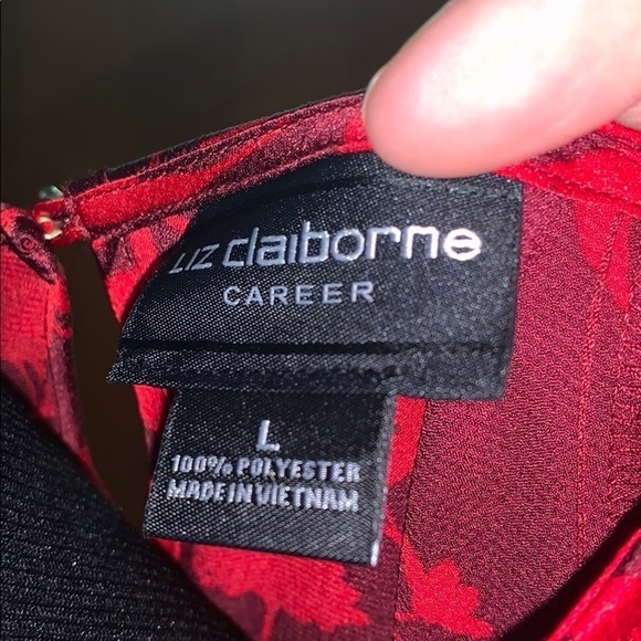 Liz Claiborne career red floral tie-front blouse! - Picture 5 of 5